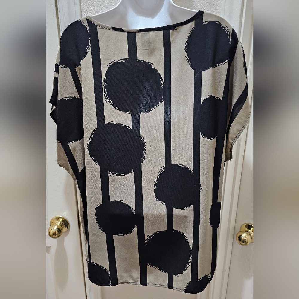 Emery Rose Elegant Lightweight Blouse Size XL EUC - Picture 7 of 13